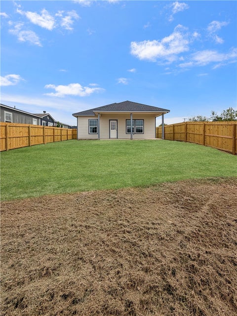 Tiny photo for 405 Martin Luther King Jr Street, Franklin, TX 77856 (MLS # 26012138)