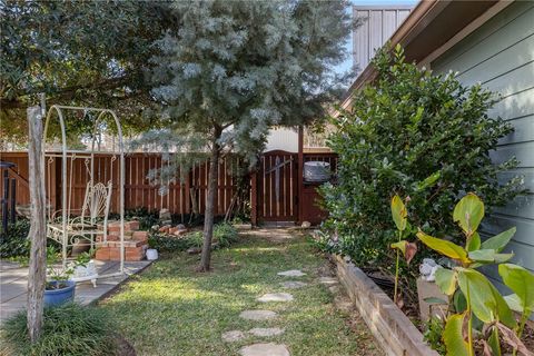 Tiny photo for 207 S Hill Street, Caldwell, TX 77836 (MLS # 26000544)