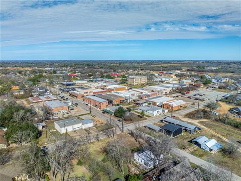 Tiny photo for 207 S Hill Street, Caldwell, TX 77836 (MLS # 26000544)