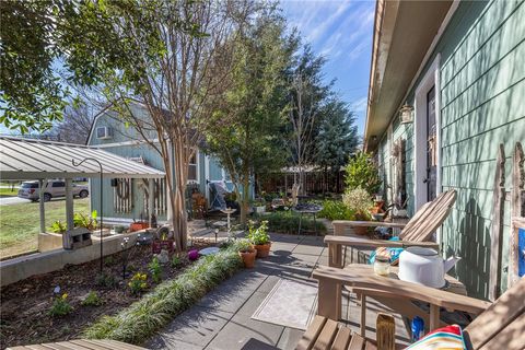 Tiny photo for 207 S Hill Street, Caldwell, TX 77836 (MLS # 26000544)