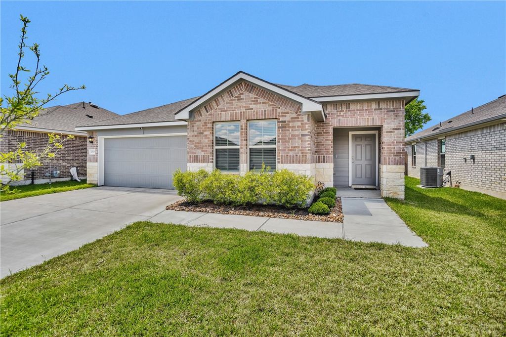 Photo of 2518 River Way Drive, Navasota, TX 77868 (MLS # 26004390)