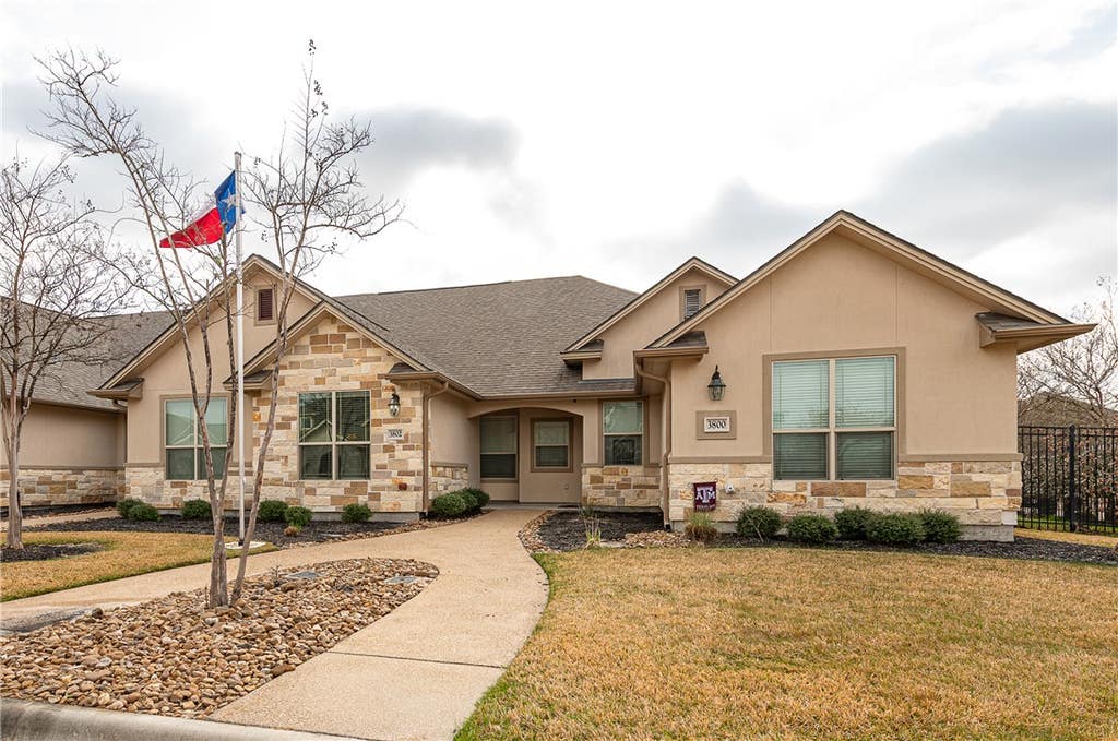 Photo of 3802 Estes Park Park, College Station, TX 77845 (MLS # 26010240)