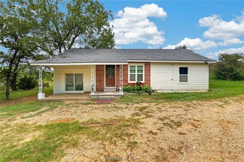 Photo of 732 FM 485, Hearne, TX 77859 (MLS # 26012520)