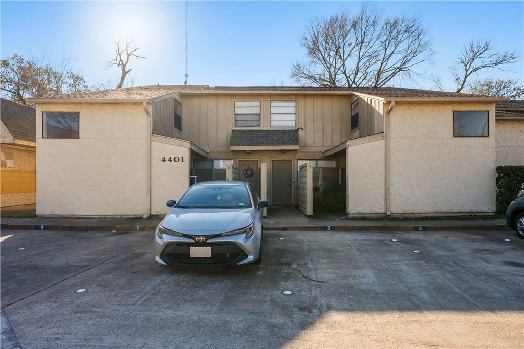 Photo of 4401 Carter Creek Parkway #12, Bryan, TX 77802 (MLS # 26001177)