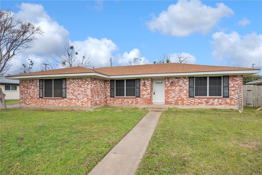 Photo of 1511 Barak Lane, Bryan, TX 77802 (MLS # 26002716)