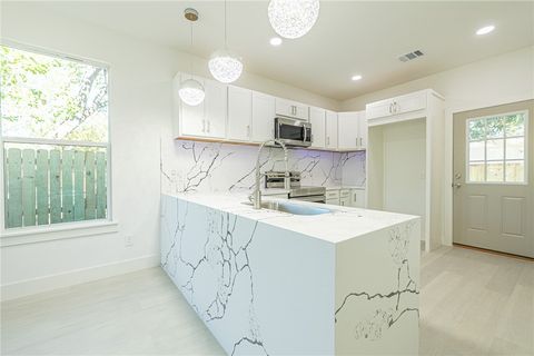 Tiny photo for 910 Hammond Street, Bryan, TX 77803 (MLS # 25010754)