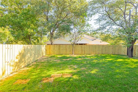 Tiny photo for 910 Hammond Street, Bryan, TX 77803 (MLS # 25010754)