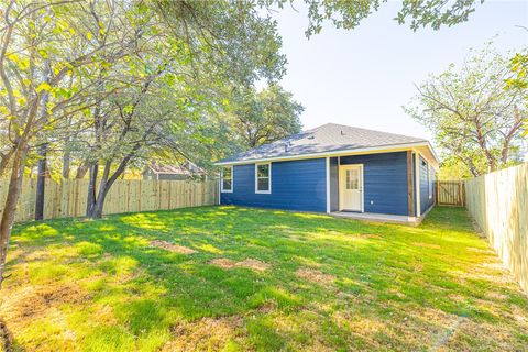 Tiny photo for 910 Hammond Street, Bryan, TX 77803 (MLS # 25010754)