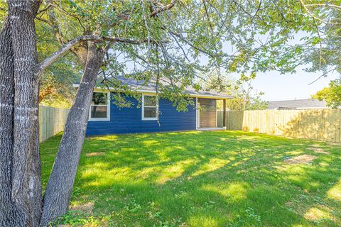 Tiny photo for 910 Hammond Street, Bryan, TX 77803 (MLS # 25010754)
