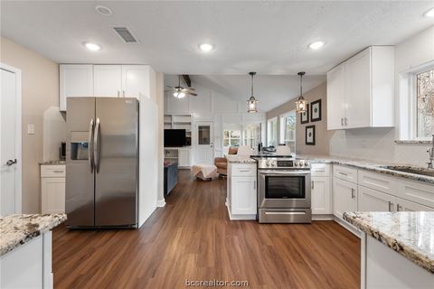 Tiny photo for 2907 Broadmoor Dr, Bryan, TX 77802 (MLS # 26002301)