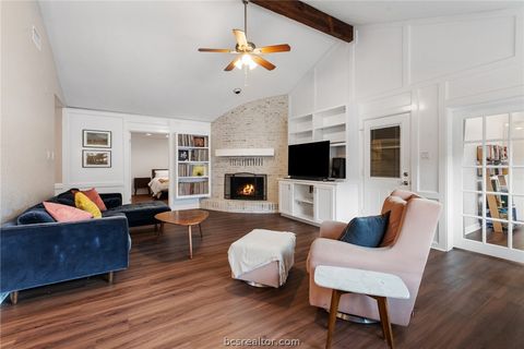 Tiny photo for 2907 Broadmoor Dr, Bryan, TX 77802 (MLS # 26002301)