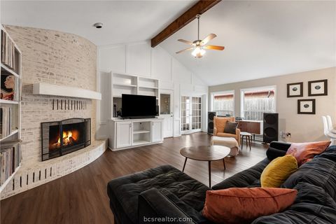 Tiny photo for 2907 Broadmoor Dr, Bryan, TX 77802 (MLS # 26002301)