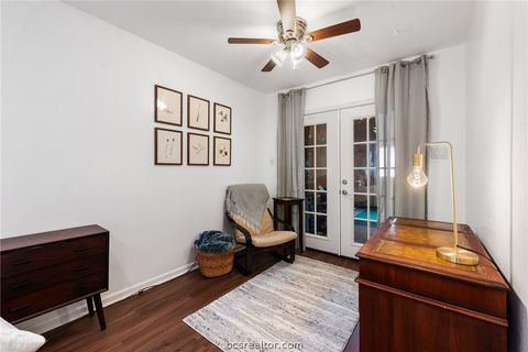 Tiny photo for 2907 Broadmoor Dr, Bryan, TX 77802 (MLS # 26002301)