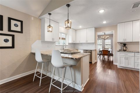 Tiny photo for 2907 Broadmoor Dr, Bryan, TX 77802 (MLS # 26002301)