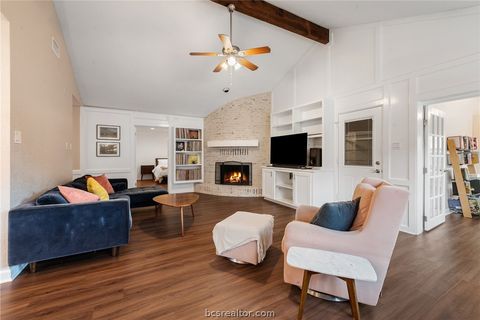 Tiny photo for 2907 Broadmoor Dr, Bryan, TX 77802 (MLS # 26002301)