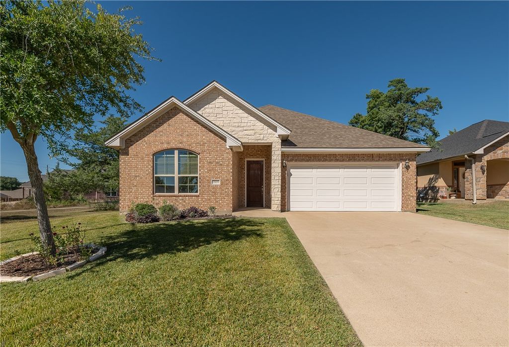 Photo of 2109 Ella Lane, Bryan, TX 77802 (MLS # 25012397)