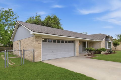 Tiny photo for 1500 Austin Avenue Ave, College Station, TX 77845 (MLS # 26004358)