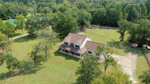 Tiny photo for 26 Woodland Hills Dr Drive, Huntsville, TX 77320 (MLS # 26010661)