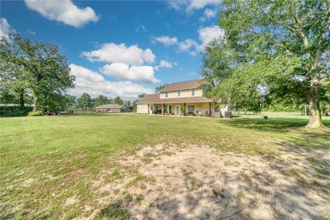 Tiny photo for 26 Woodland Hills Dr Drive, Huntsville, TX 77320 (MLS # 26010661)