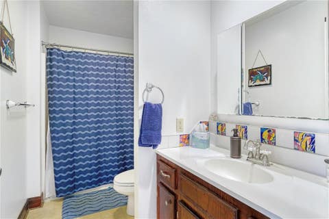 Tiny photo for 26 Woodland Hills Dr Drive, Huntsville, TX 77320 (MLS # 26010661)