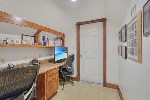 Tiny photo for 26 Woodland Hills Dr Drive, Huntsville, TX 77320 (MLS # 26010661)