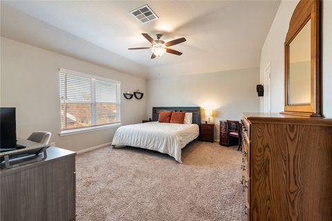 Tiny photo for 992 Crossing Drive, Bryan, TX 77803 (MLS # 26001679)