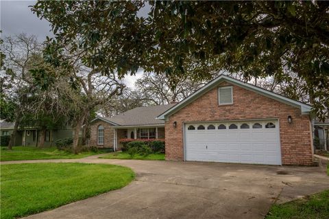 Tiny photo for 40 Golfview Drive, Hilltop Lakes, TX 77871 (MLS # 25008942)