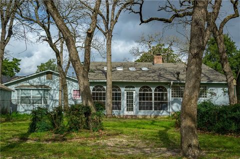 Tiny photo for 40 Golfview Drive, Hilltop Lakes, TX 77871 (MLS # 25008942)