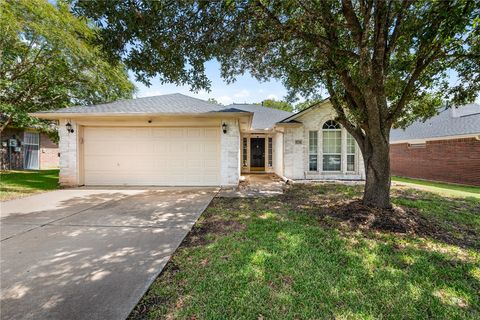 Photo of 1711 Beaver Pond Court, Bryan, TX 77807 (MLS # 26002797)