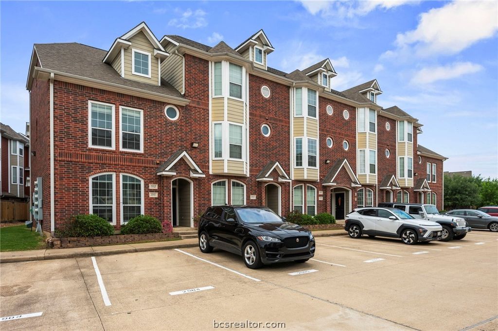 Photo of 1198 Jones Butler Rd #2901, College Station, TX 77840 (MLS # 26003596)