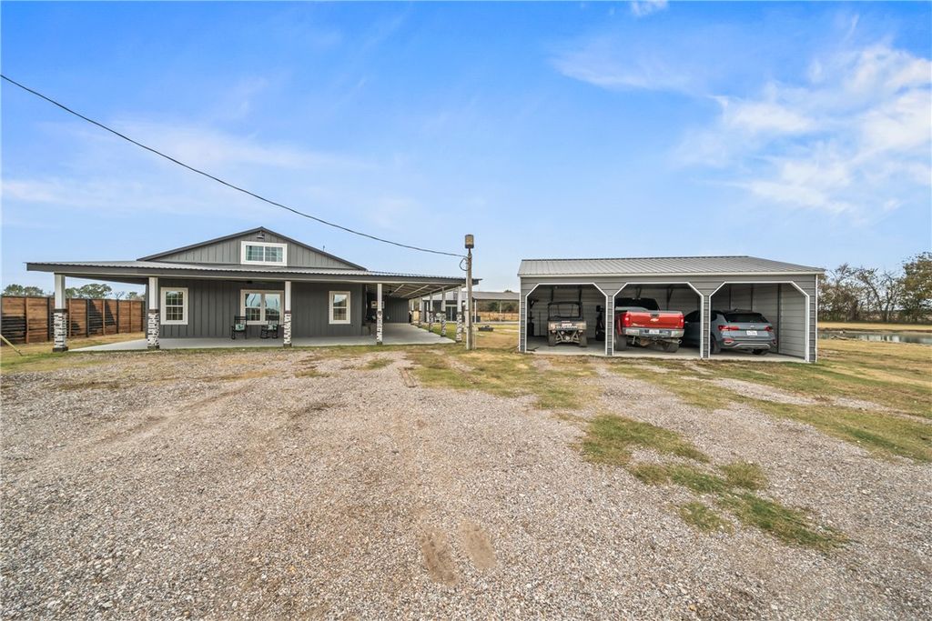 Photo of 10630 Padon Road, Other, TX 77461 (MLS # 25013210)