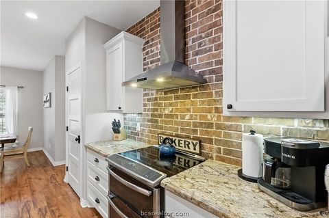 Tiny photo for 9669 Woodview Drive, College Station, TX 77845 (MLS # 26005527)