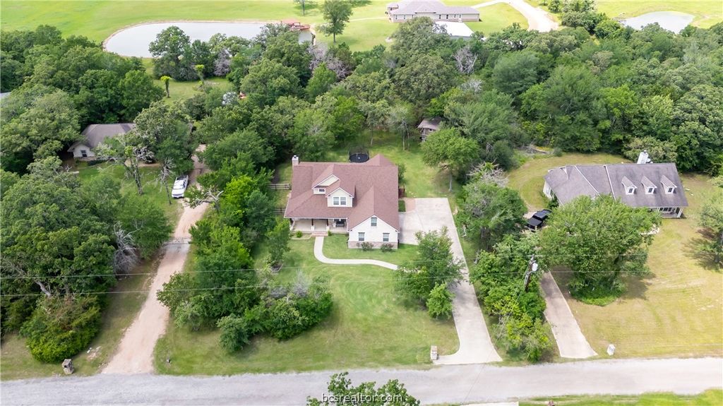 Photo of 9669 Woodview Drive, College Station, TX 77845 (MLS # 26005527)
