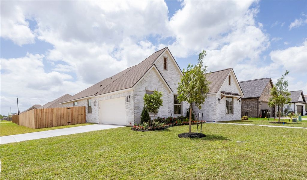 Photo of 2901 Goldberg Drive, Bryan, TX 77808 (MLS # 26003631)