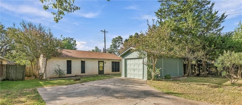 Photo of 3200 Sandpiper Circle, Bryan, TX 77802 (MLS # 26011364)