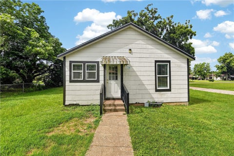 Tiny photo for 310 Hunt Street, Bremond, TX 76629 (MLS # 26007051)