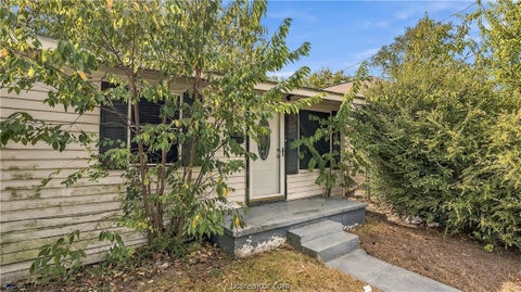 Tiny photo for 607 W 16th Street, College Station, TX 77845 (MLS # 26011591)