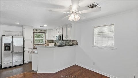 Tiny photo for 607 W 16th Street, College Station, TX 77845 (MLS # 26011591)