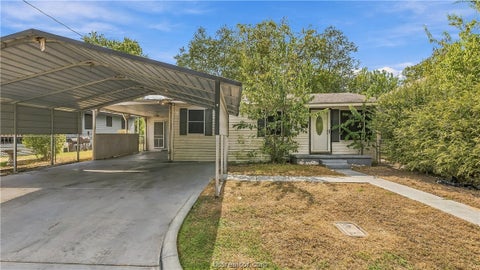Photo of 607 W 16th Street, College Station, TX 77845 (MLS # 26011591)