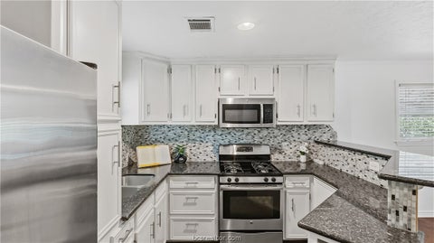 Tiny photo for 607 W 16th Street, College Station, TX 77845 (MLS # 26011591)