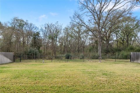 Tiny photo for 2717 Colony Village Drive, Bryan, TX 77808 (MLS # 26000215)