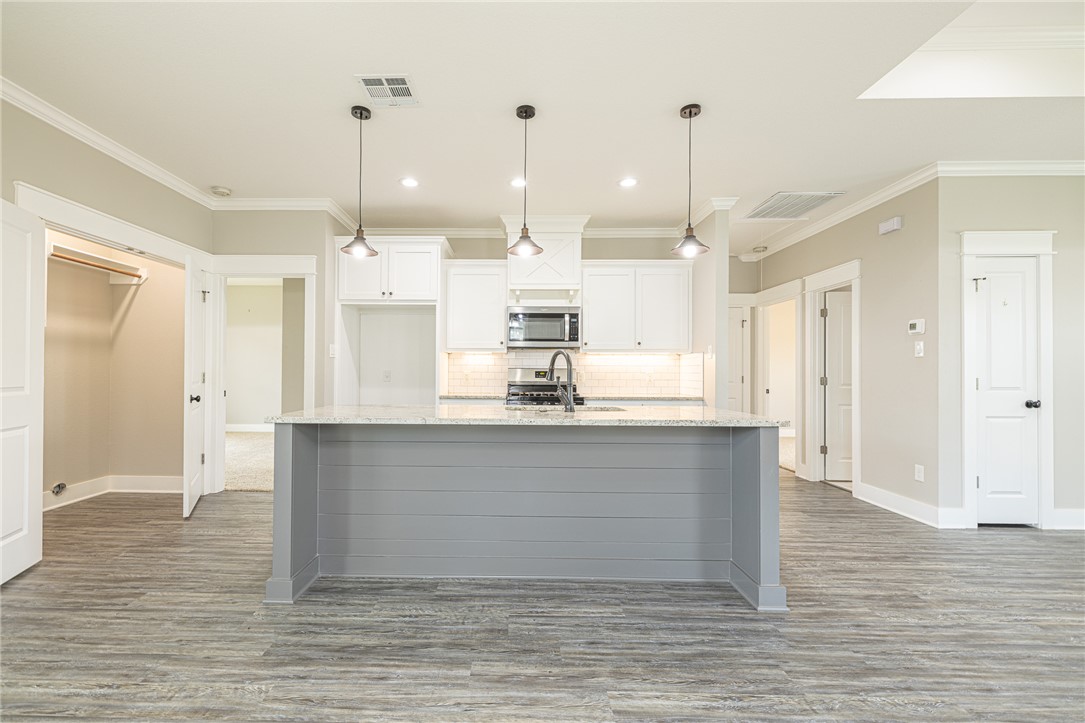 Bryan, Texas 77803, United States, 3 Bedrooms Bedrooms, ,2 BathroomsBathrooms,Residential,Pending,112735