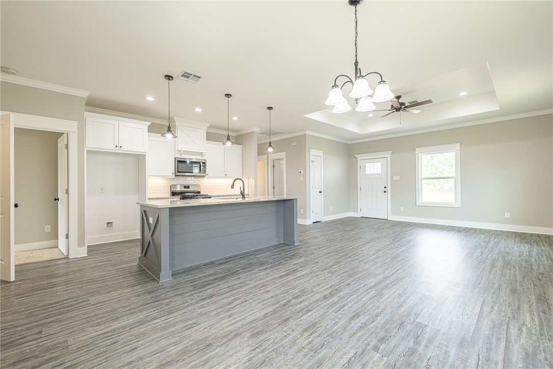 Bryan, Texas 77803, United States, 3 Bedrooms Bedrooms, ,2 BathroomsBathrooms,Residential,Pending,112735