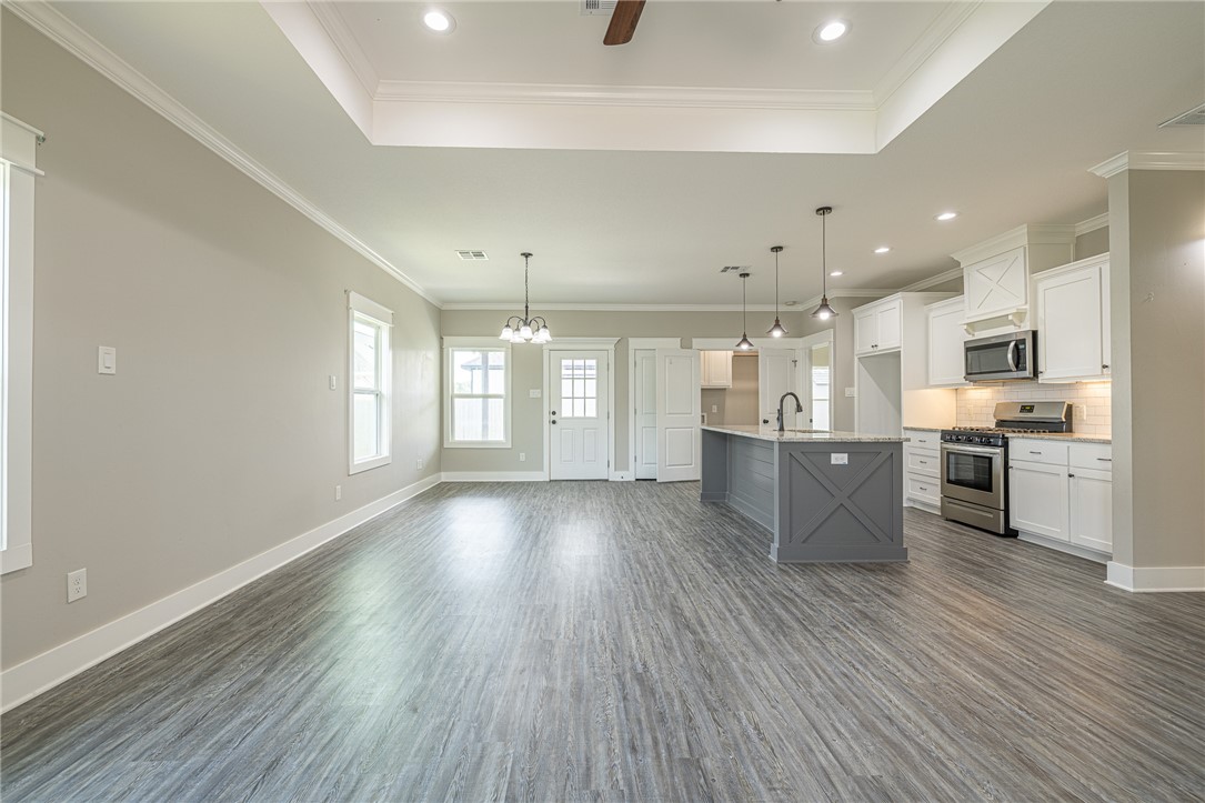 Bryan, Texas 77803, United States, 3 Bedrooms Bedrooms, ,2 BathroomsBathrooms,Residential,Pending,112735