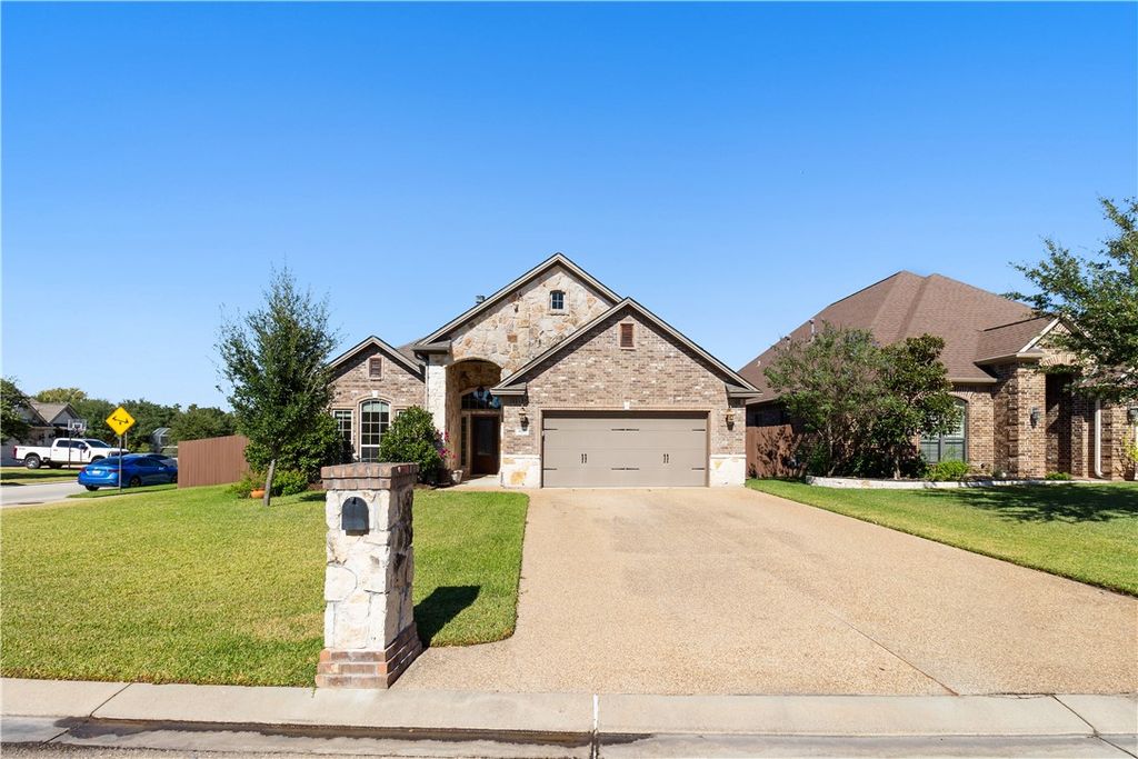 Photo of 4221 Little Rock Court, College Station, TX 77845 (MLS # 25011838)
