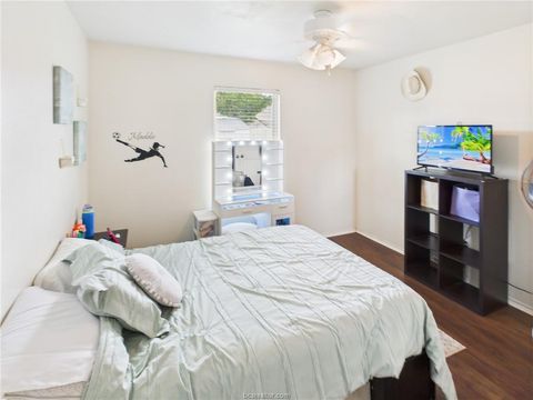 Tiny photo for 15304 Carriker Court, College Station, TX 77845 (MLS # 26000575)