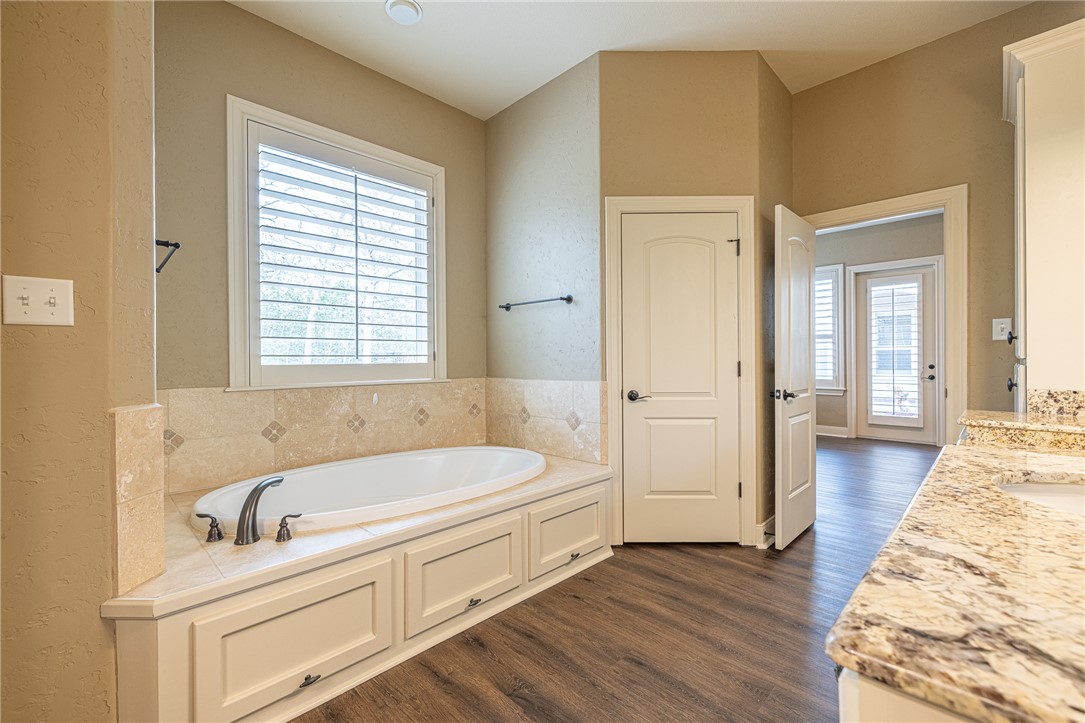 College Station, Texas 77845, United States, 4 Bedrooms Bedrooms, ,5 BathroomsBathrooms,Residential,Active,88792