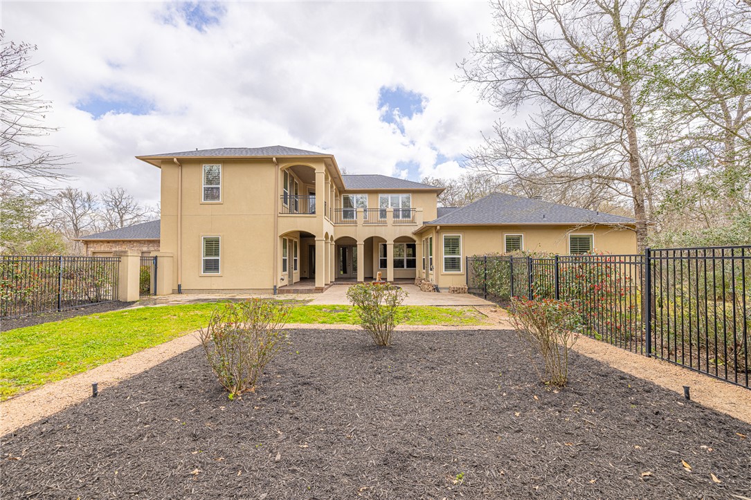 College Station, Texas 77845, United States, 4 Bedrooms Bedrooms, ,5 BathroomsBathrooms,Residential,Active,88792