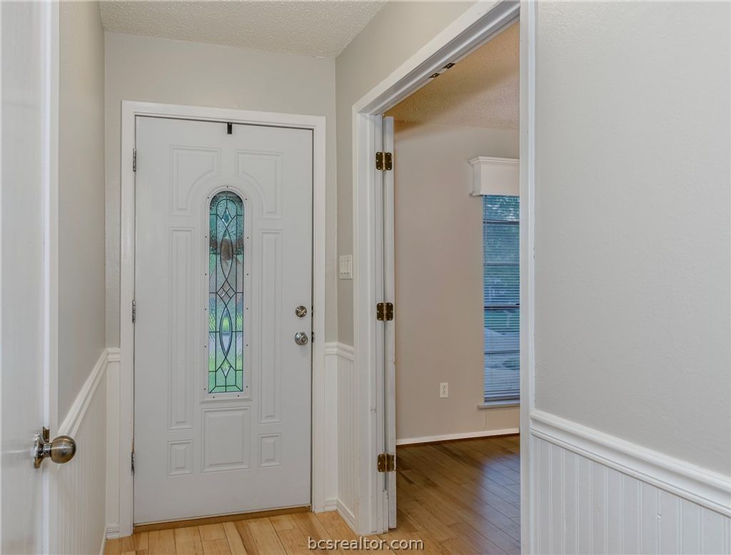 Photo of 2303 Avon Street, Bryan, TX 77802 (MLS # 26004728)