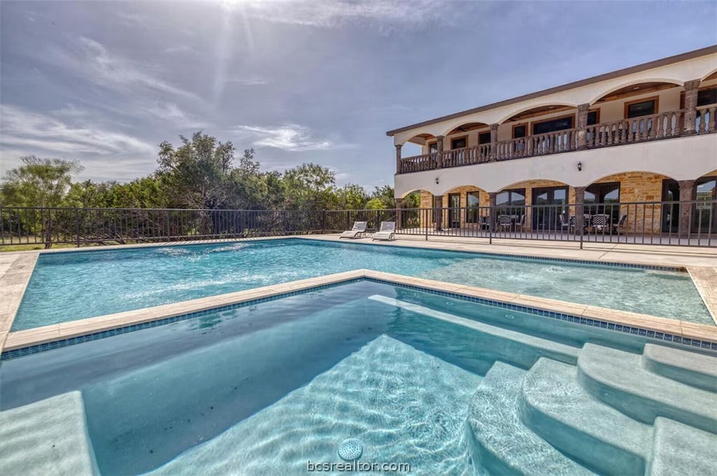 Photo of 1747 Mountain Valley Drive DR, Other, TX 78838 (MLS # 26012056)